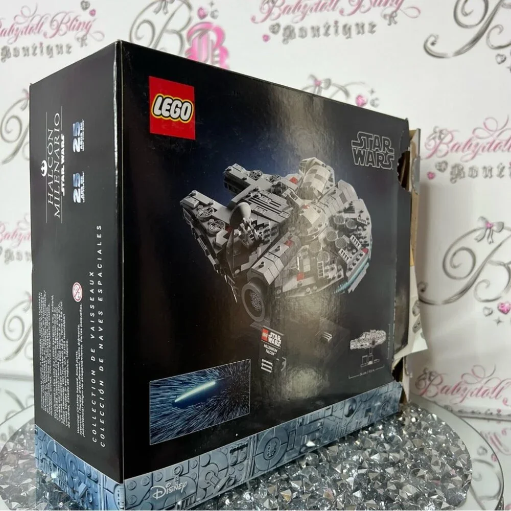 LEGO Star Wars Millennium Falcon Building Kit - Gray Disney - Picture 3 of 6